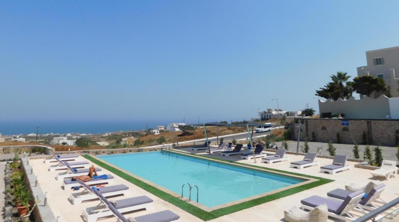 Fira Blue Horizon Hotel ภายนอก รูปภาพ
