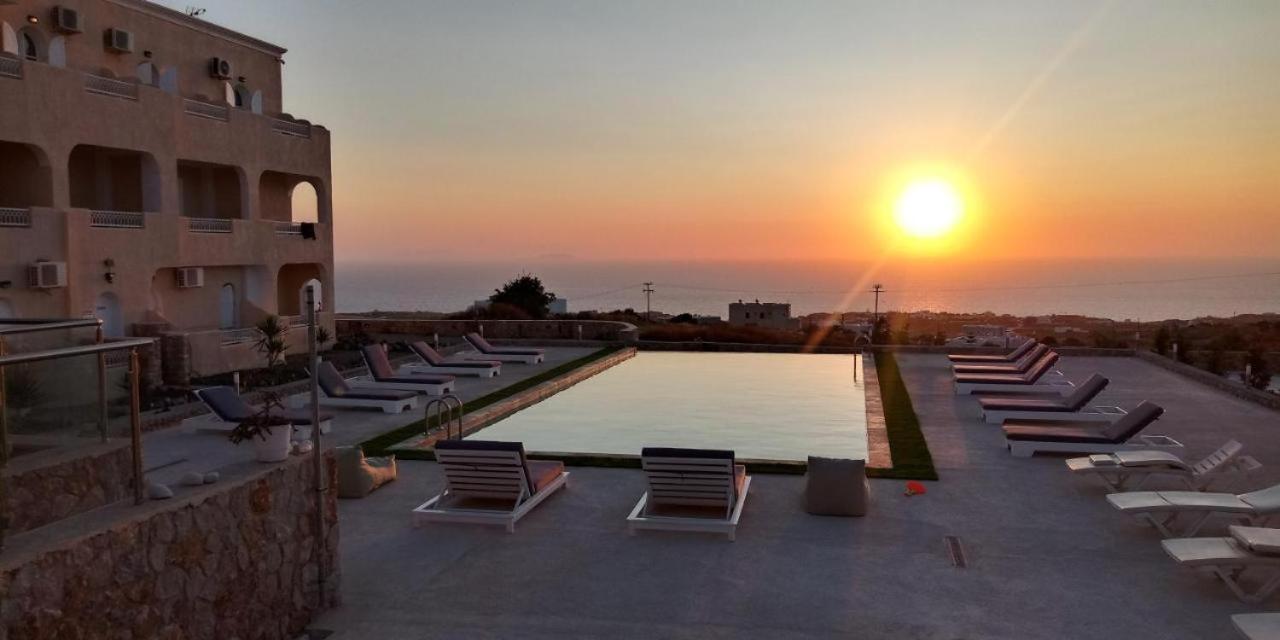 Fira Blue Horizon Hotel ภายนอก รูปภาพ